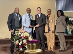 Awardee-Eldon-Holder-and-Mayor