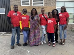 Yvette-Ashiri-and-her-volunteers